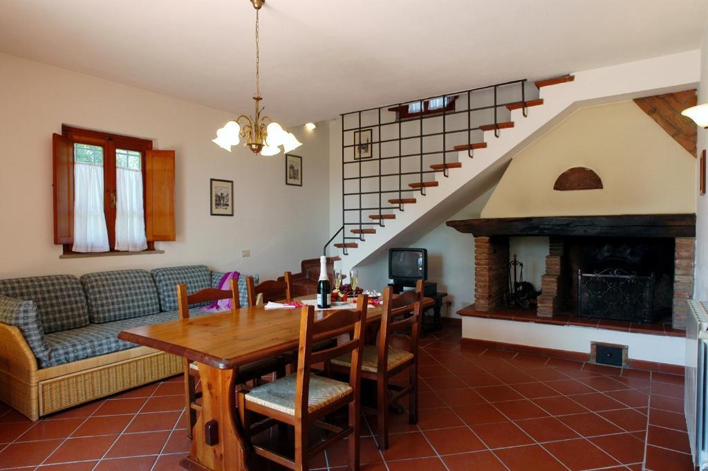La Valle Appartamenti Per Vacanze Montaione Room photo